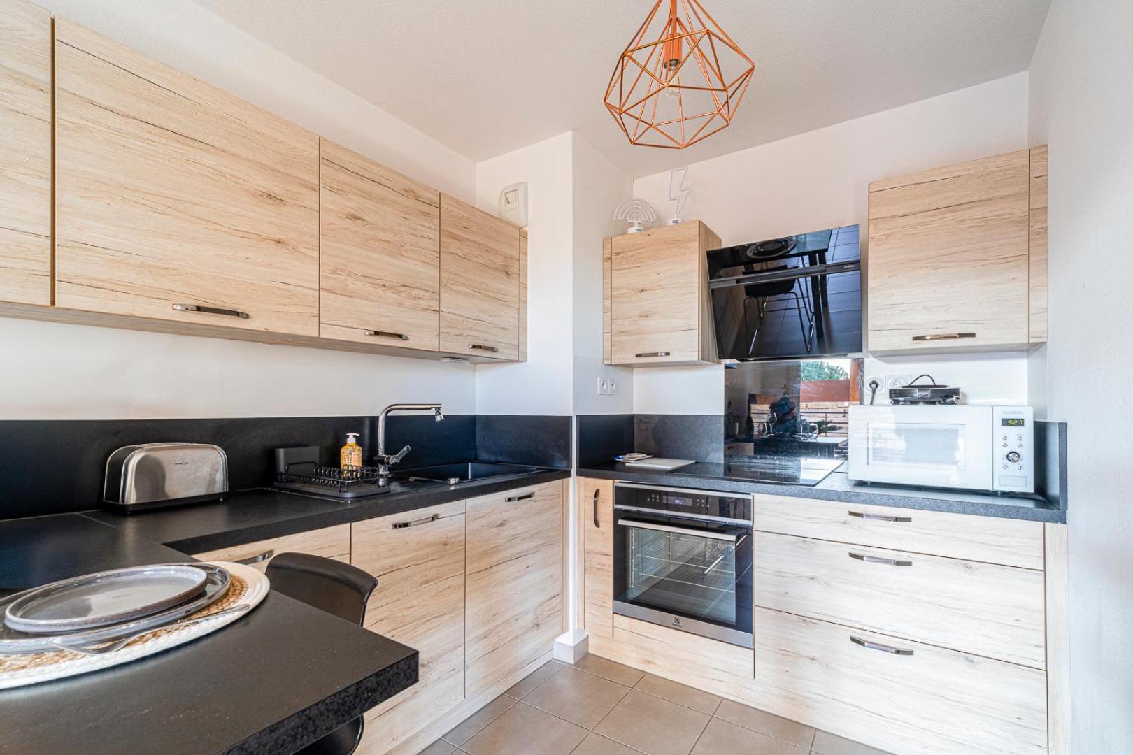 Appartement Charmant Au Porte De Montpellier Saint-Jean-de-Védas Dış mekan fotoğraf